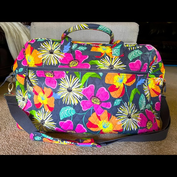 Vera Bradley Handbags - Vera Bradley weekender bag